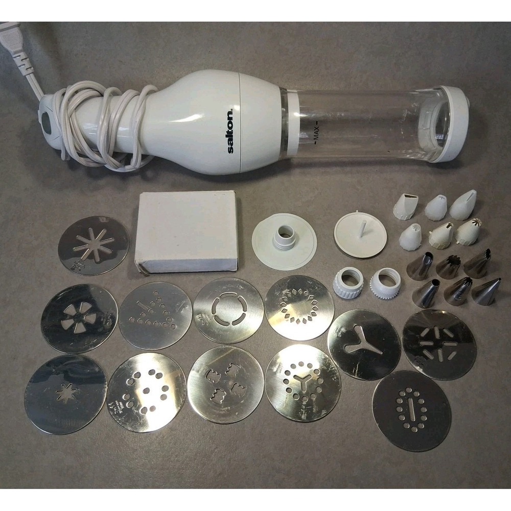 Salton Electric Cookie Press CKM25 Spritz Maker 12 Discs 15 Filler Tips And More